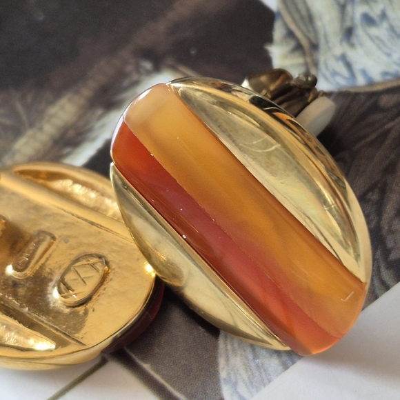 Vintage Fitfth Avenue BUTTLER AUTHENTIC  CARNELIAN Gold Orange Clip-On Earrings - Picture 6 of 8